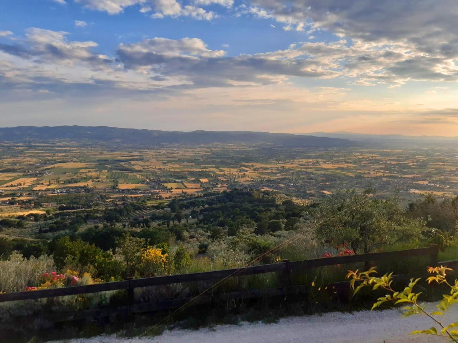 Le Mandrie Di San Paolo Villa Assisi Exterior photo