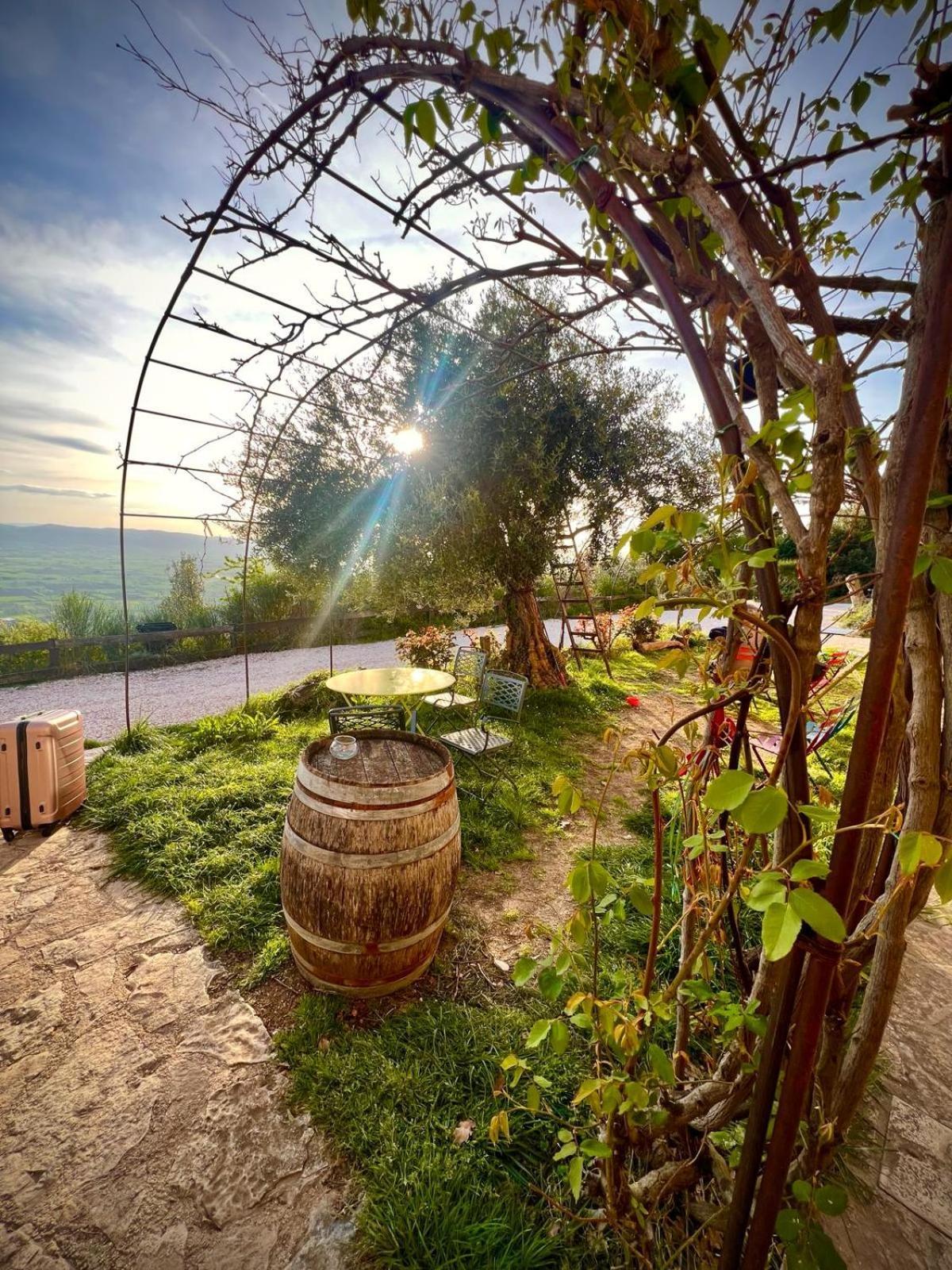 Le Mandrie Di San Paolo Villa Assisi Exterior photo