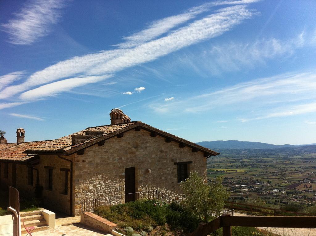 Le Mandrie Di San Paolo Villa Assisi Exterior photo